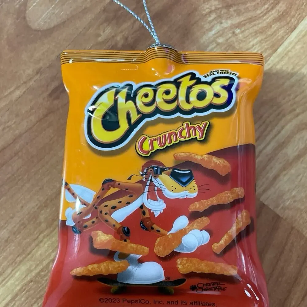 Decoupage‎ Cheetos Ornament